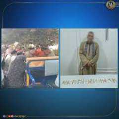 حقيقة تداول فيديو تضمن قيام أحد الأشخاص بتوزيع... حقيقة تداول فيديو تضمن قيام أحد الأشخاص بتوزيع مبالغ مالية على المواطنين