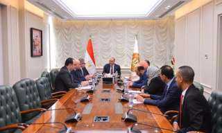 وزير العمل يبحث مع قيادات الهيئة القومية للتأمينات الاجتماعية تعزيز التعاون في ملفات الحماية الاجتماعية
