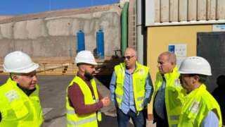 سويلم يتفقد محطة أغادير لتحلية مياه البحر لأغراض... سويلم يتفقد محطة أغادير لتحلية مياه البحر لأغراض الشرب والزراعة بالمملكة المغربية