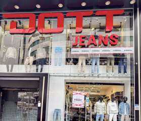 ” Dott Jeans Menswear” تعلن عن إطلاق مجموعة شتاء 2025 للملابس الرجالية بتصميمات عصرية تجمع بين الأناقة العملية والراحة