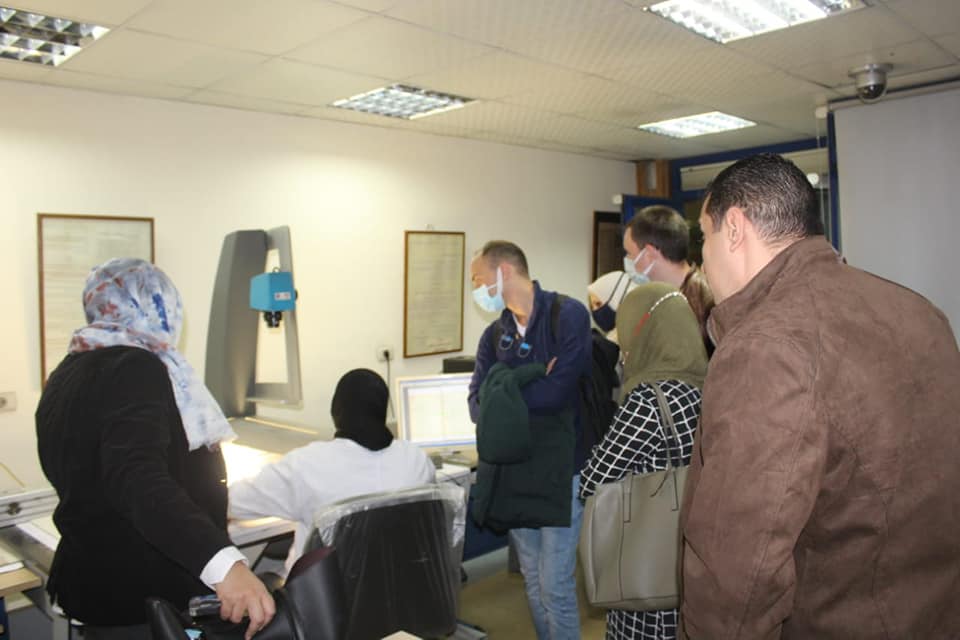 d27c00d1d975996daf5814adebd63c0b.jpg