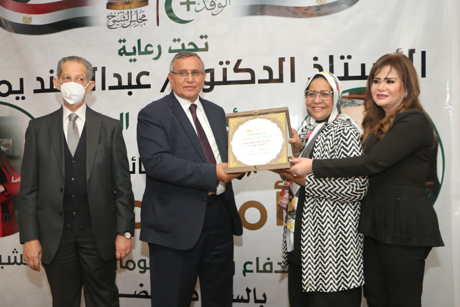 784894f707f9f555780de0b6ebad51db.jpg