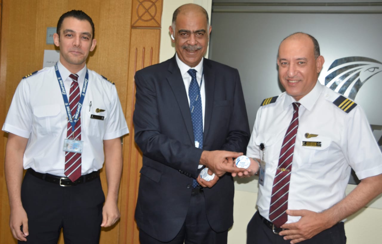 ffd7387fc24d7ac0235ebbaf4f050c88.jpg